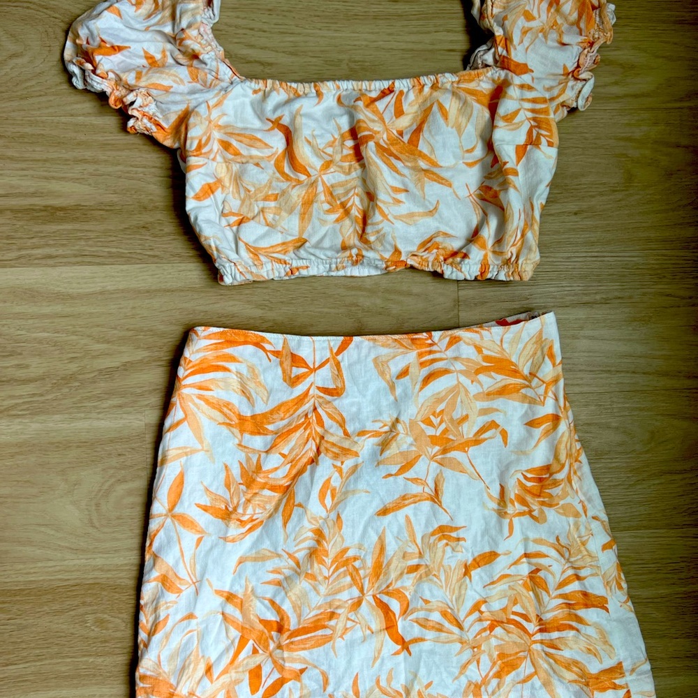 Abercrombie & Fitch Orange and White Linen Set - Mini Skirt and Crop Top